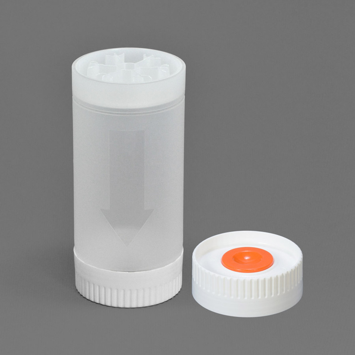 GB21XL-700-6 - 21oz Sauce Gun Bottle with Chunky valve 1-Hole dispensing caps