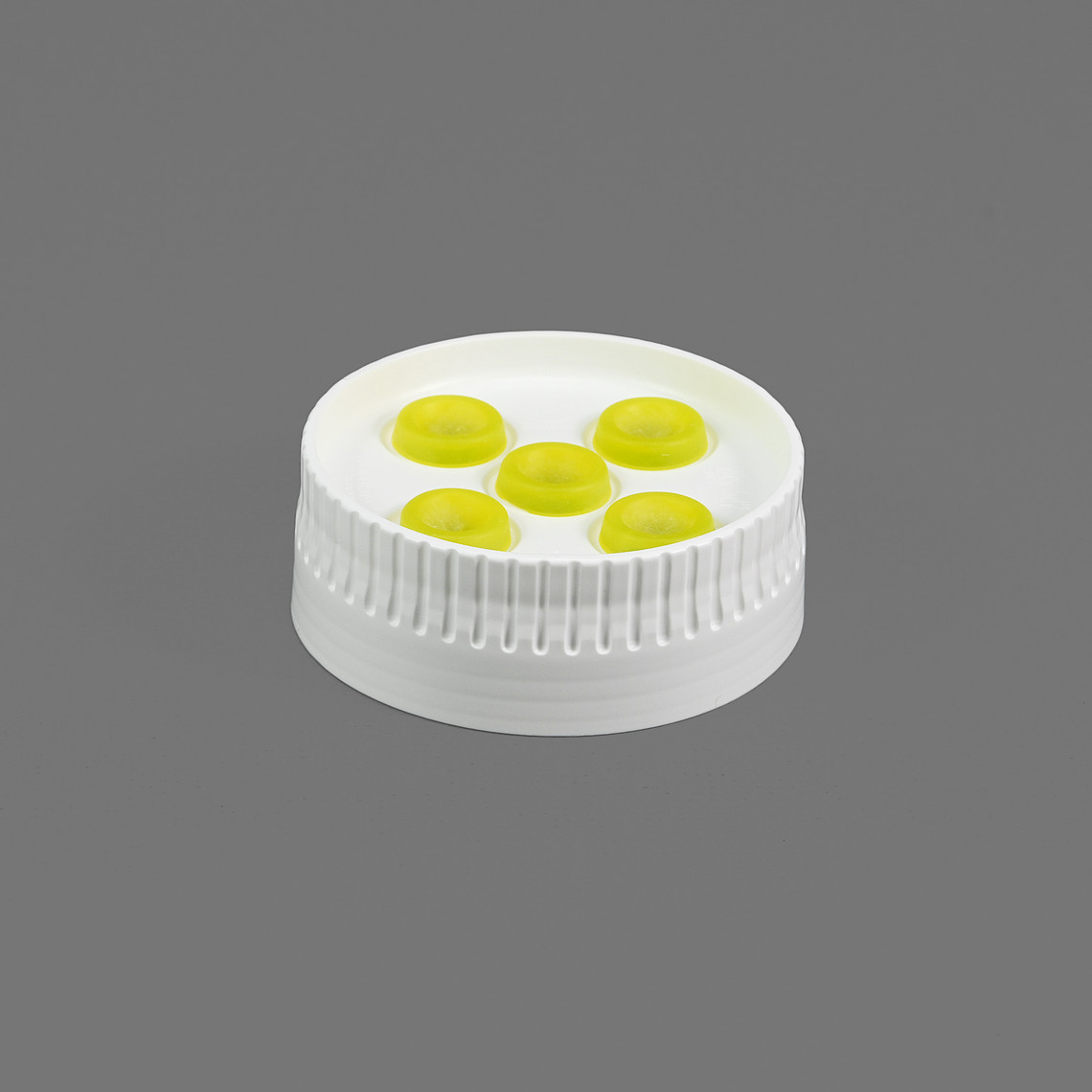 GBC5-220-6 - Medium valve 5-HOLE dispensing caps, Ppack 6