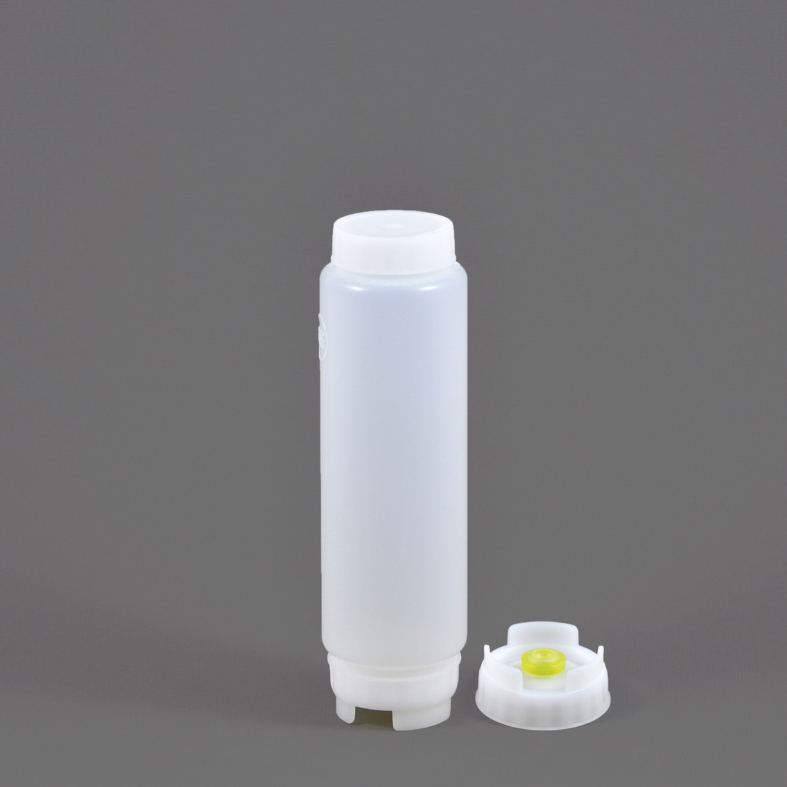 CB16-220-12 - 16 oz FIFO Bottle™, medium valve cap, pack 12