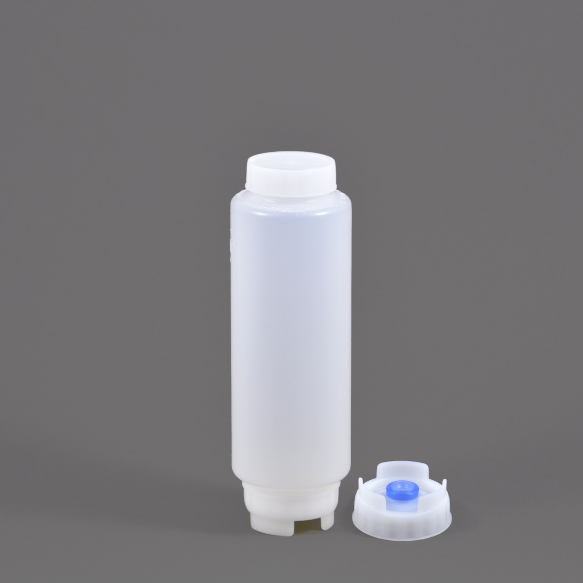 CB20-300-12 - 20 oz FIFO Bottle™, large valve cap, pack 12