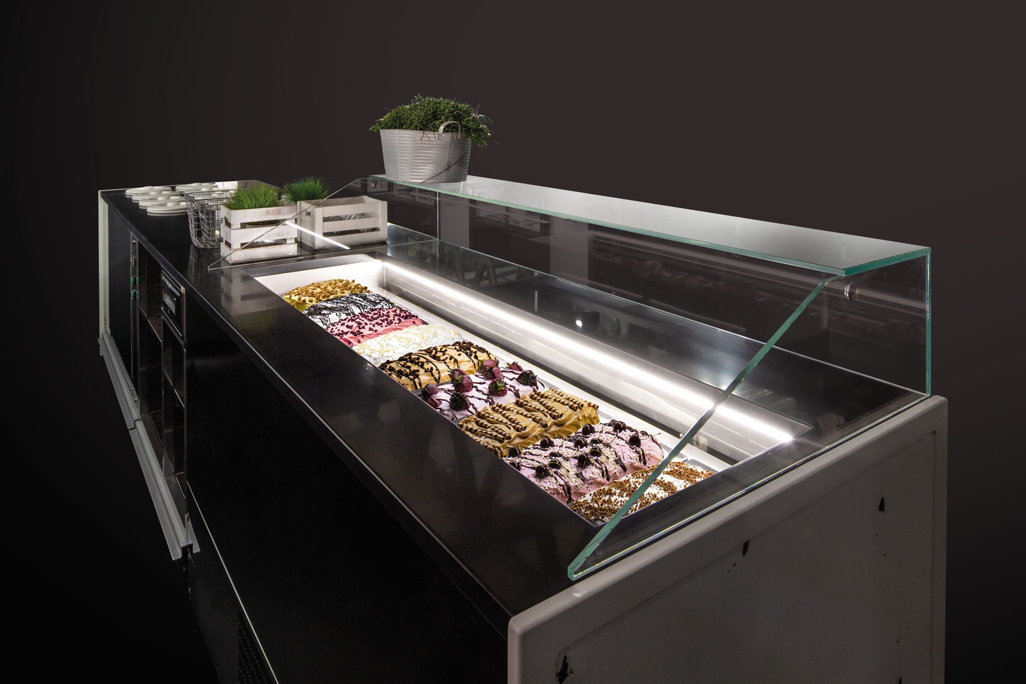 Frigomeccanica Ventilated Showcase - Drop Ice V6 - 12 x 5L