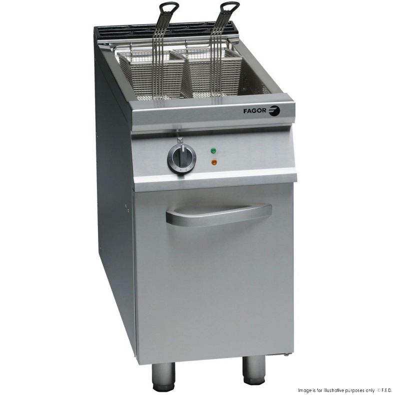 Ex-Showroom: Fagor 900 series NG deep fat fryer - FG9-05-VIC1025