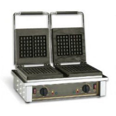 Roller Grill GED 20 Waffle Machine - 2x 4x6 square